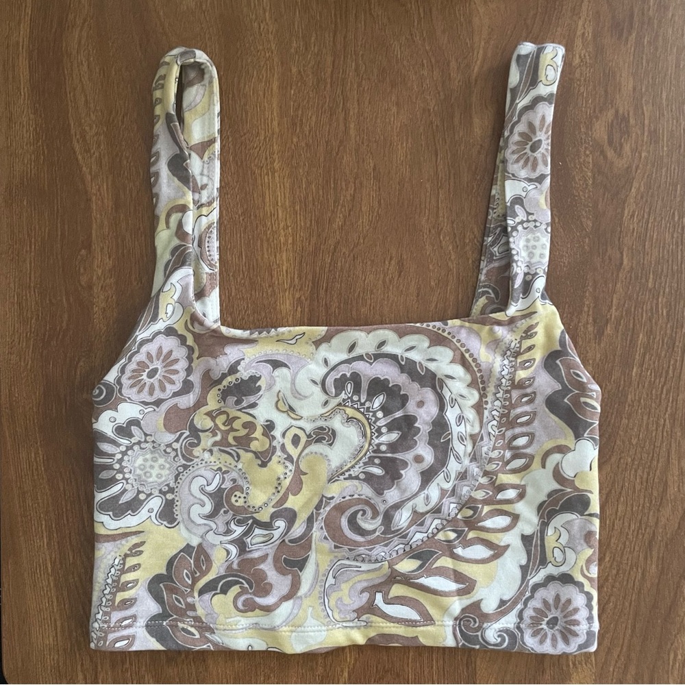 Aritzia Wilfred Paisley Print Crop Top